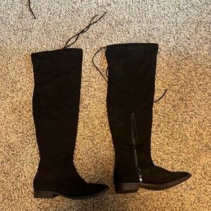 Over the Knee, Black Boots